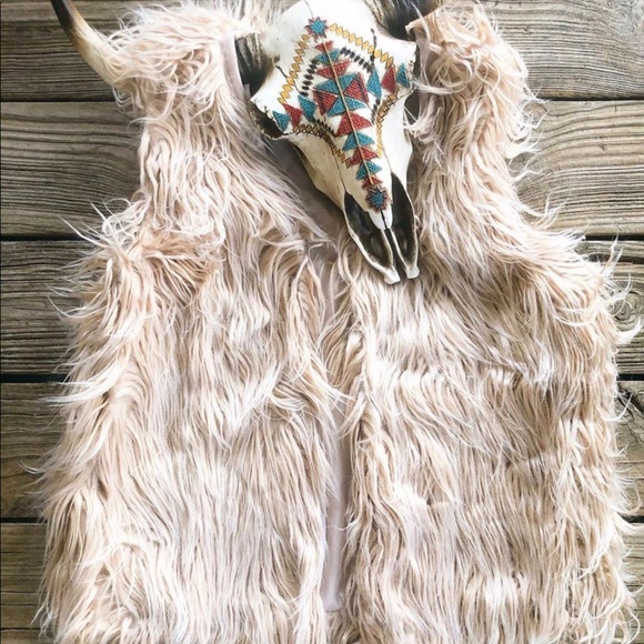 Vest - Picture 2 of 4